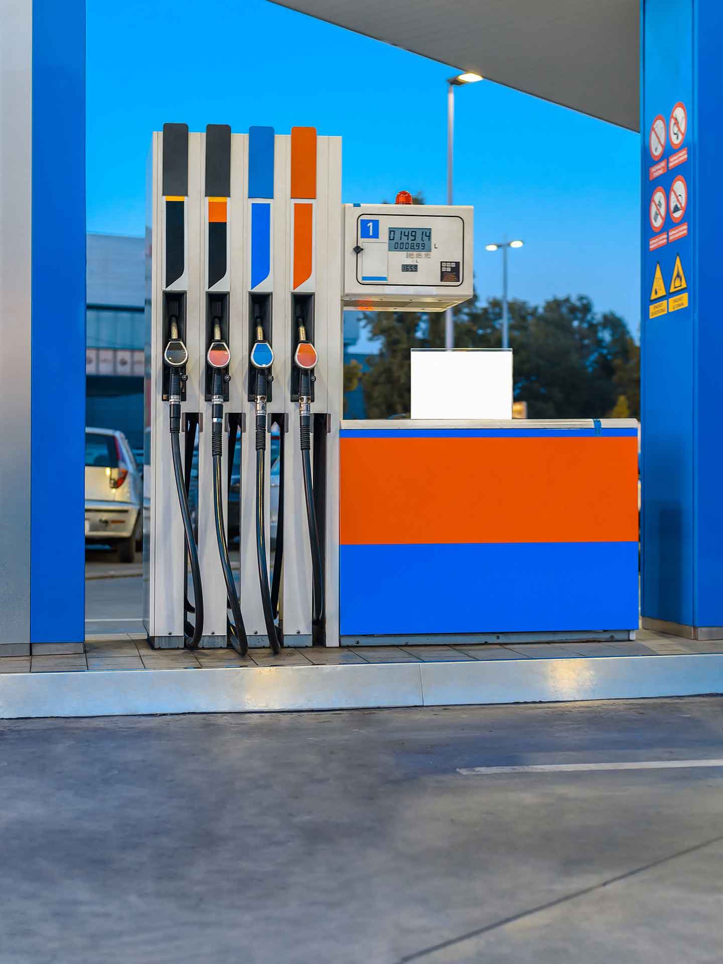 Konstruktionsfugen mit Sika PU - Tankanlage Offenbach