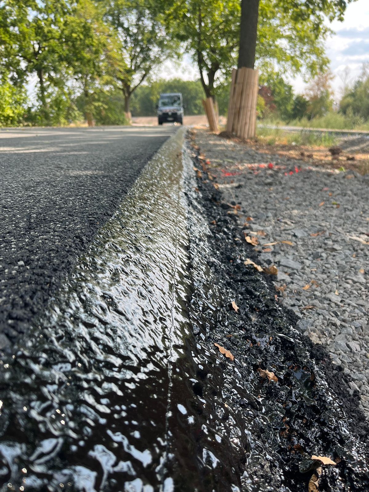 Randversiegelung B49 - Astek Asphalttechnik